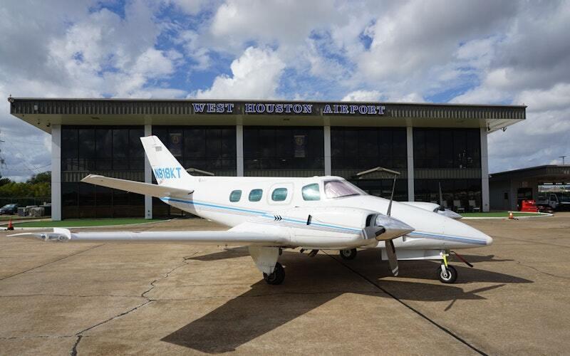 1979 Beechcraft B60 Duke 4