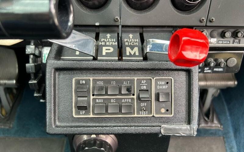 Beechcraft B36tc Bonanza thumbnail 24