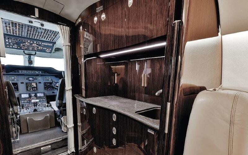 Gulfstream G200 thumbnail 14