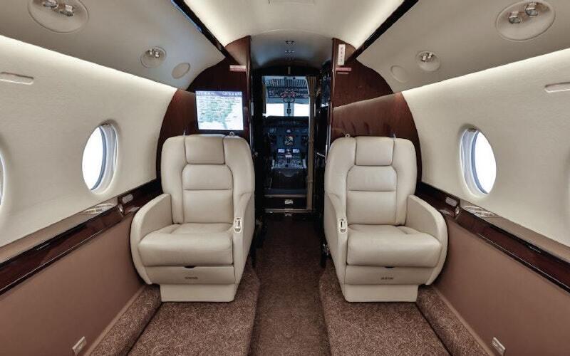 Gulfstream G200 thumbnail 10