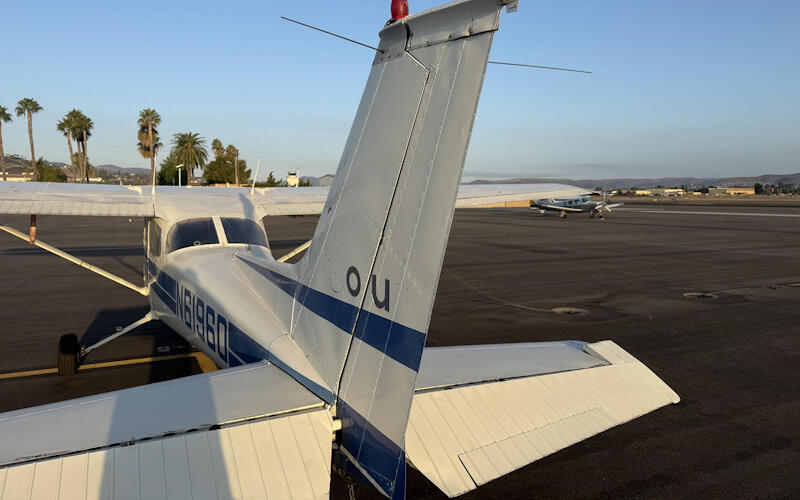 Cessna 172m Skyhawk thumbnail 6