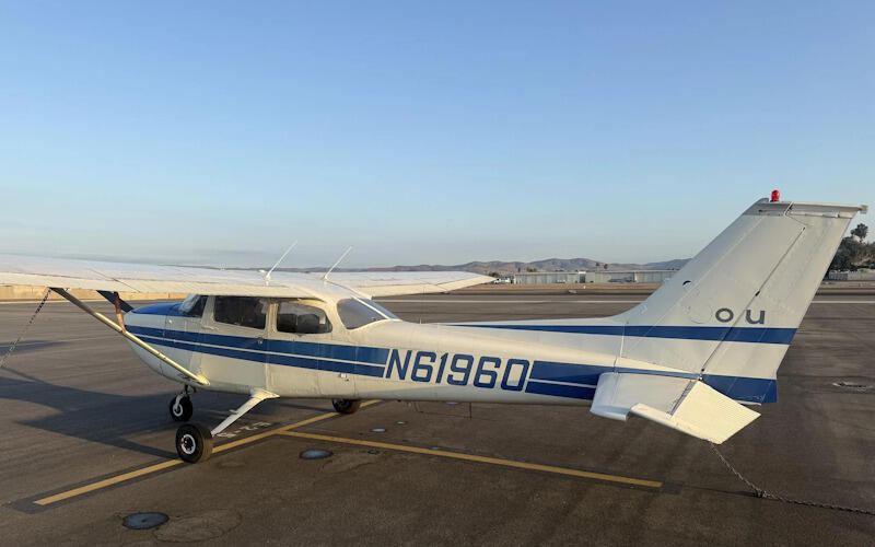 Cessna 172m Skyhawk thumbnail 3