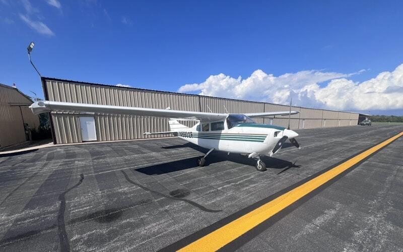 Cessna 210g Centurion thumbnail 15