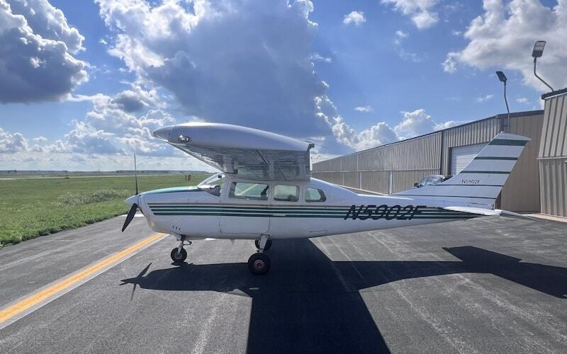 Cessna 210g Centurion thumbnail 4