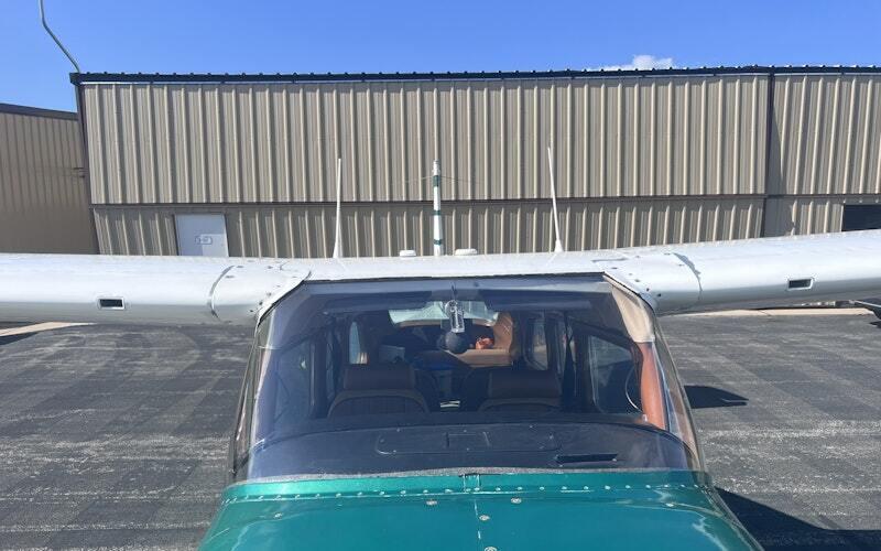 Cessna 210g Centurion thumbnail 5