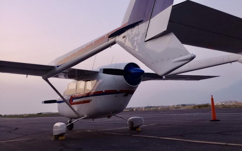 Cessna 336 Skymaster thumbnail 4