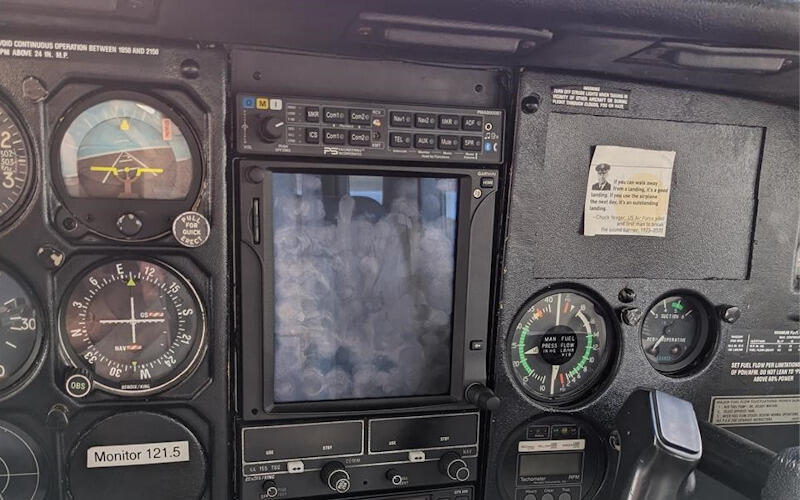 Cessna P210n Centurion thumbnail 6