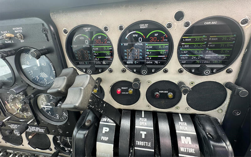 Beechcraft Baron B55 thumbnail 8