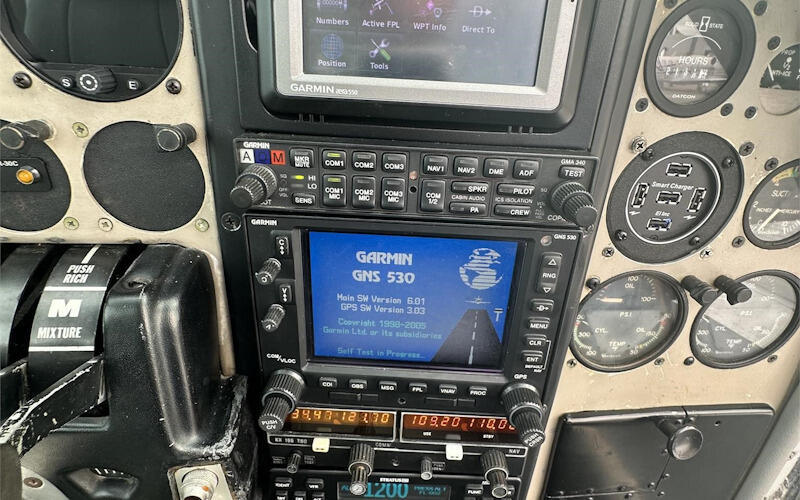 Beechcraft Baron B55 thumbnail 7