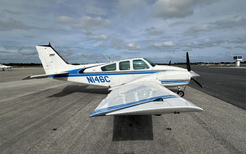 Beechcraft Baron B55 thumbnail 15