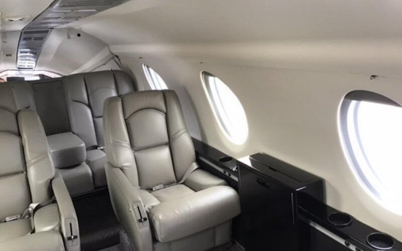 Dassault Falcon 100 thumbnail 5