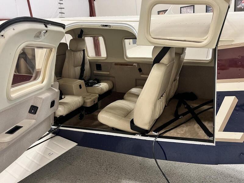 2000 Piper PA-32RT-301T Turbo Saratoga 5