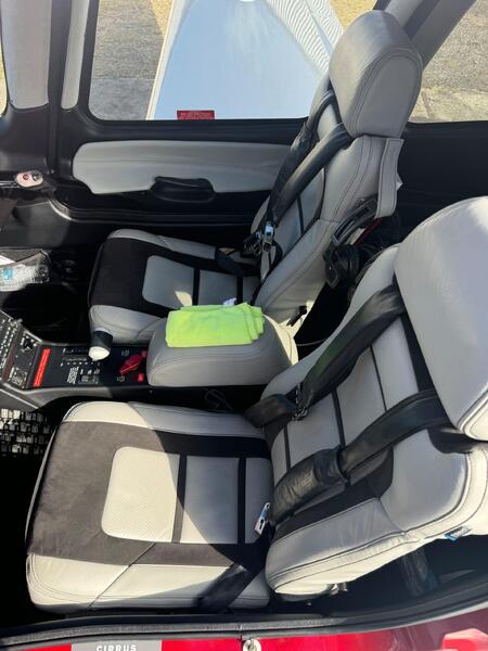 Cirrus Sr22t G6 thumbnail 14