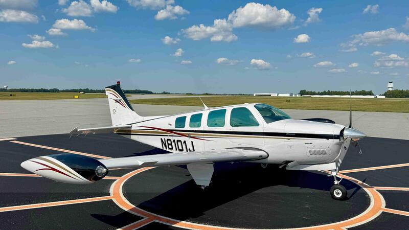 Beechcraft A36 Bonanza thumbnail 4