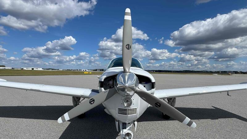 Beechcraft A36 Bonanza thumbnail 8