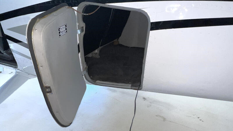 1977 Cessna 182Q Skylane 5
