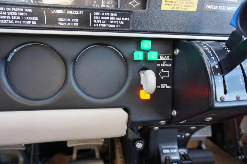 1978 Piper PA-32RT-300 Lance II 5