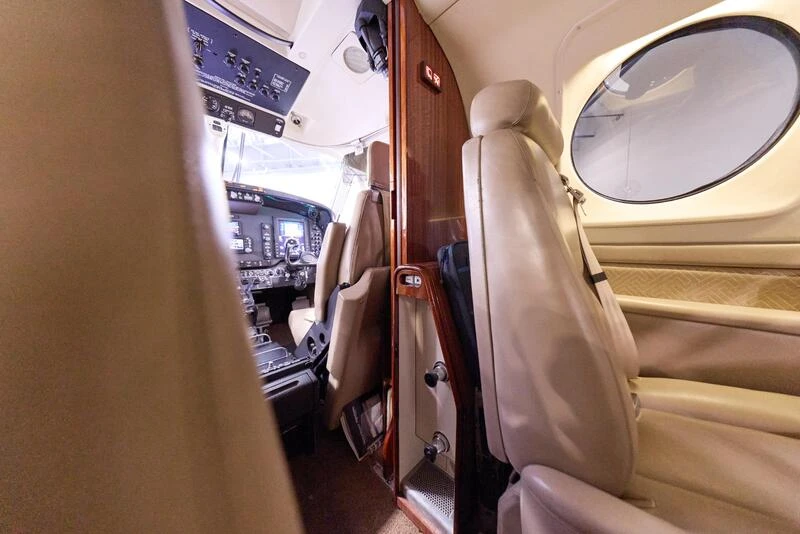 2011 Beechcraft King Air C90GTx 3