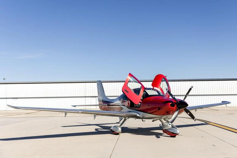 2024 Cirrus SR22T G7 3