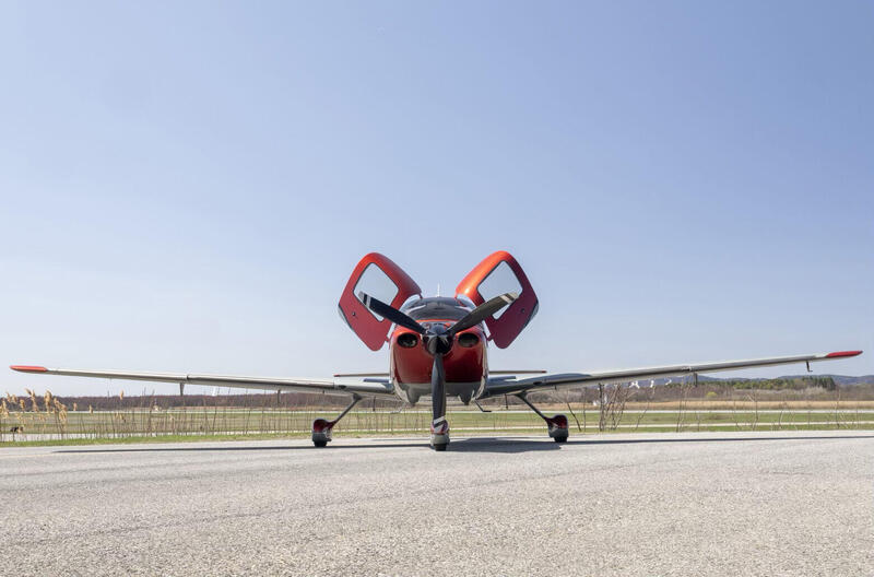 Cirrus Sr22 G2 thumbnail 8