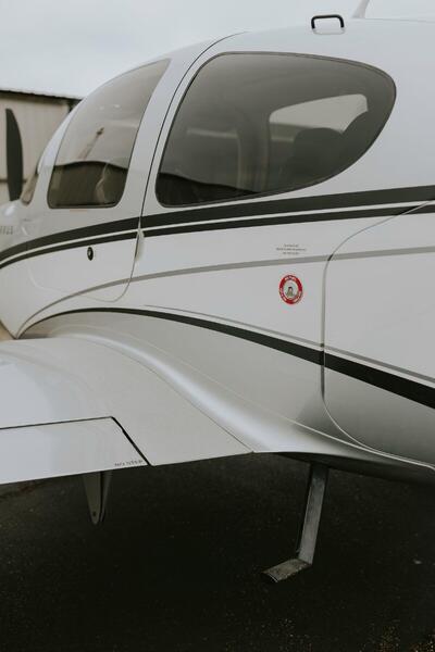 2005 Cirrus SR22 G2 5