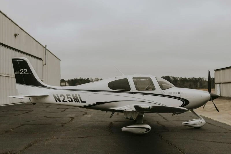 2005 CIRRUS SR22 G2