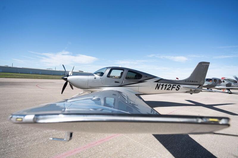 Cirrus Sr22t G6 thumbnail 2