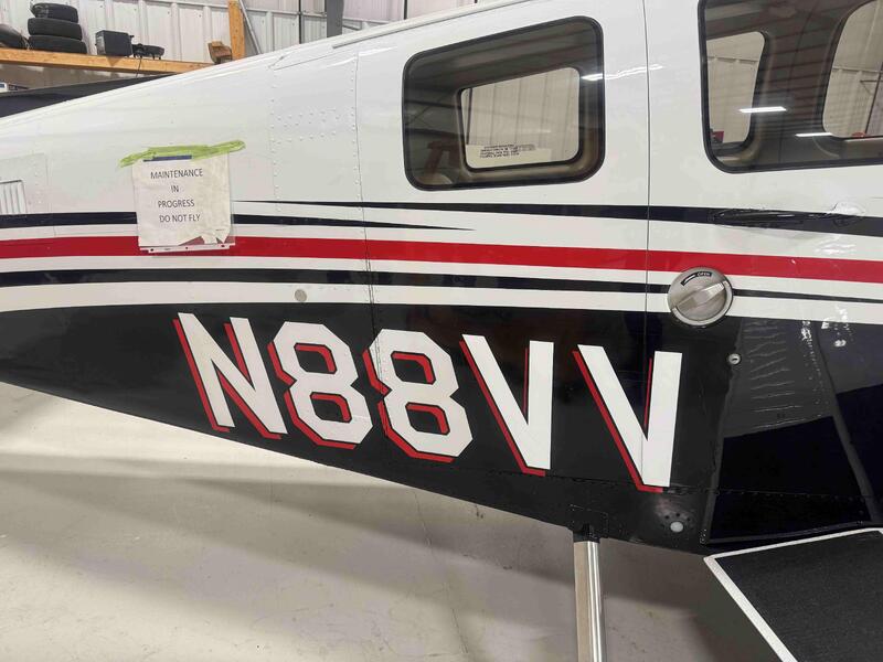 Beechcraft G36 Bonanza thumbnail 2