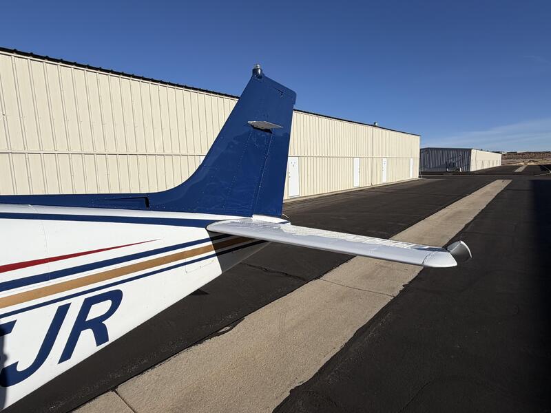 Beechcraft A36tc Bonanza thumbnail 10