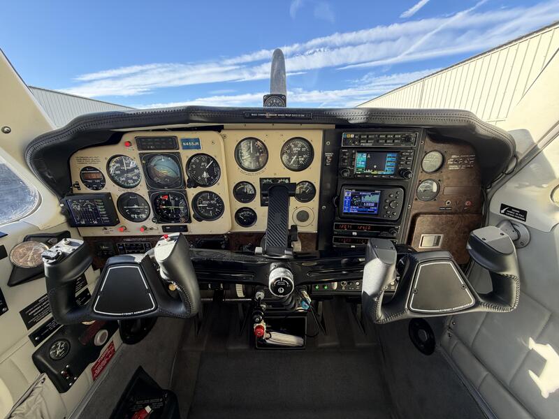 Beechcraft A36tc Bonanza thumbnail 41