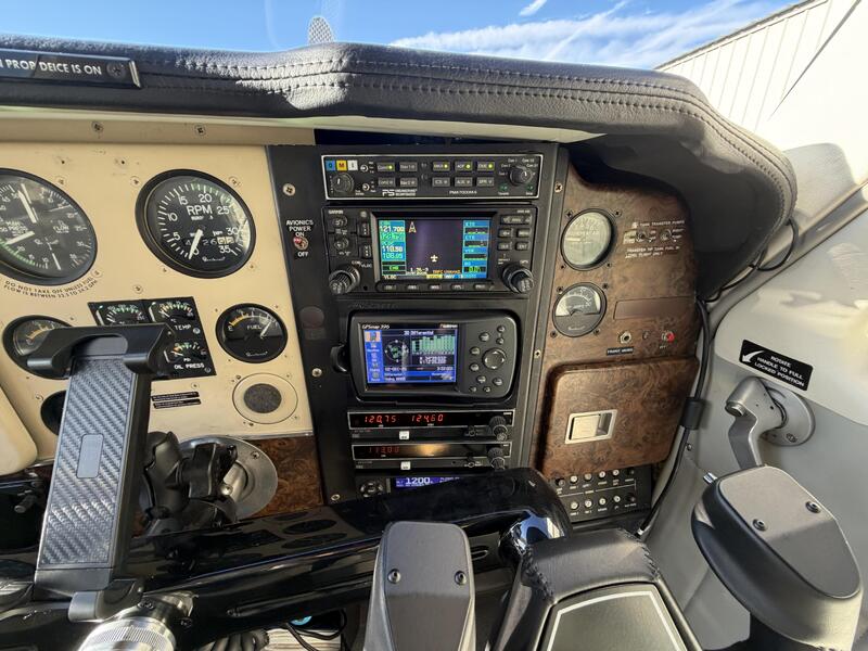 Beechcraft A36tc Bonanza thumbnail 43