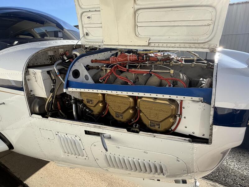 Beechcraft A36tc Bonanza thumbnail 27