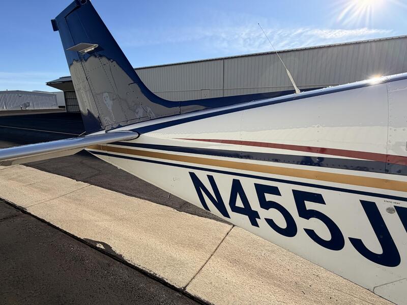 Beechcraft A36tc Bonanza thumbnail 14