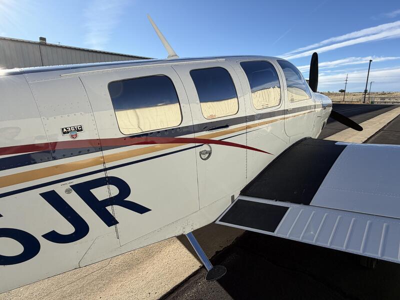 Beechcraft A36tc Bonanza thumbnail 16