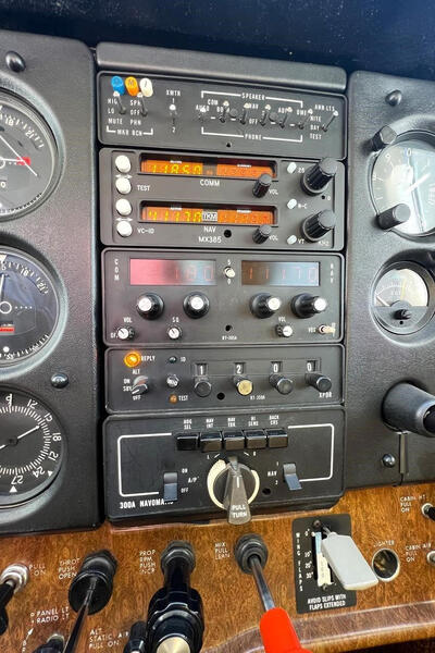 Cessna 172rg Skyhawk thumbnail 10
