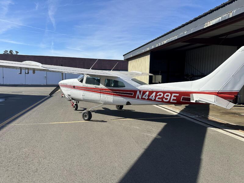 Cessna T210n Centurion thumbnail 2