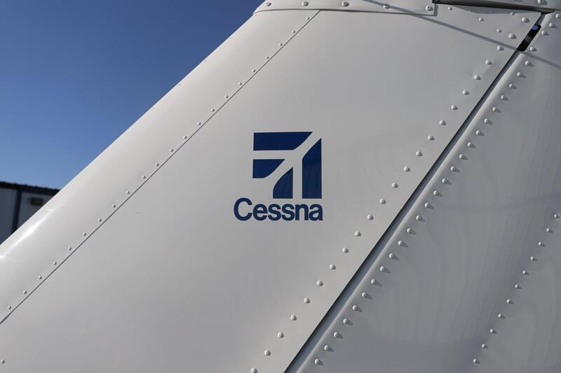 1974 Cessna 182P Skylane 3