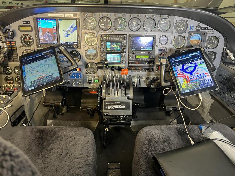 Cessna 421c Golden Eagle thumbnail 3