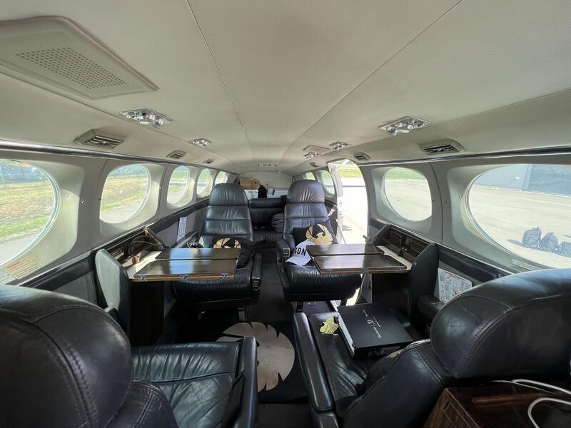 Cessna 421c Golden Eagle thumbnail 6