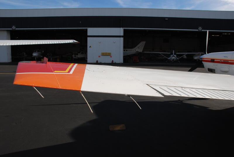 Beechcraft B36tc Bonanza thumbnail 12