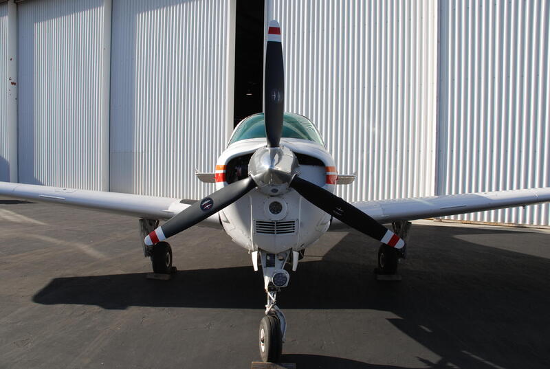Beechcraft B36tc Bonanza thumbnail 6