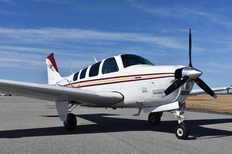 Beechcraft B36tc Bonanza thumbnail 2