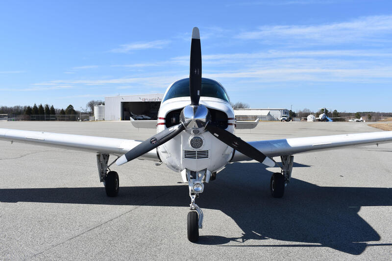 Beechcraft B36tc Bonanza thumbnail 6