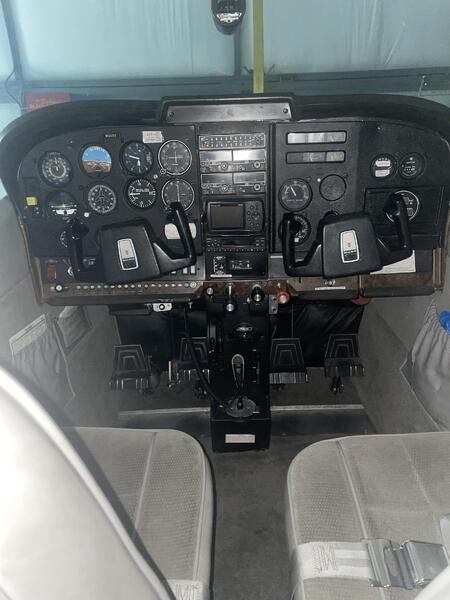 Cessna 182p Skylane thumbnail 10