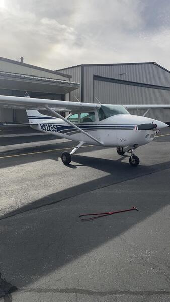 Cessna 182p Skylane thumbnail 4