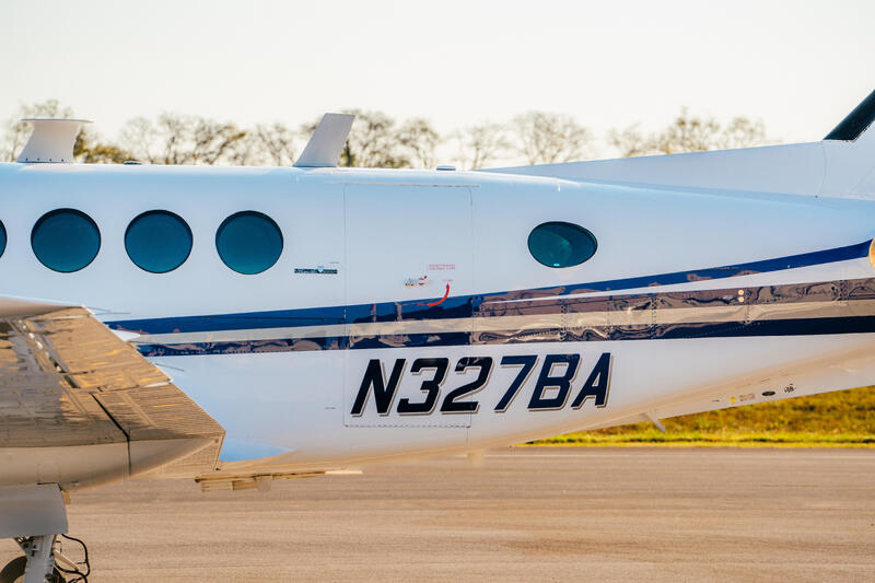 Beechcraft King Air B100 thumbnail 8