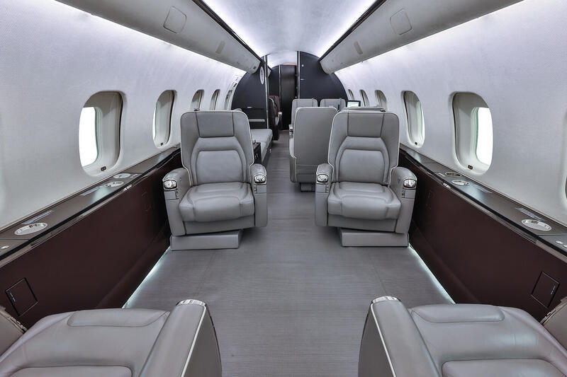 Bombardier Global 5000 thumbnail 8