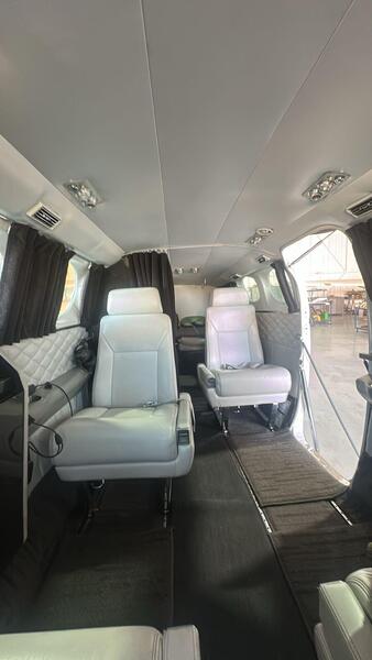 Cessna 421c Golden Eagle thumbnail 6