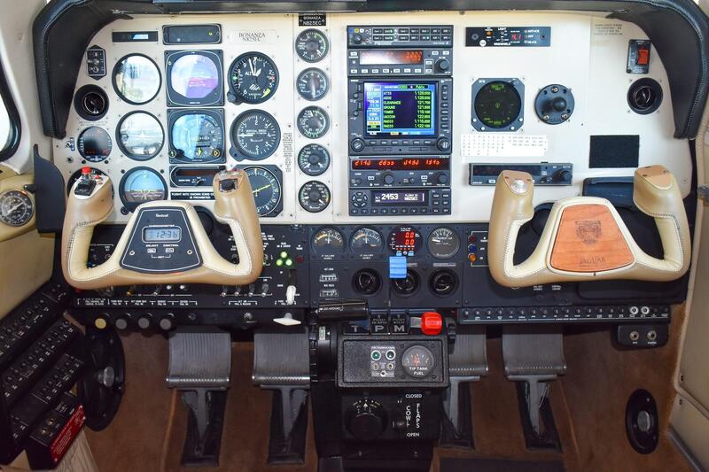 Beechcraft A36 Bonanza thumbnail 14
