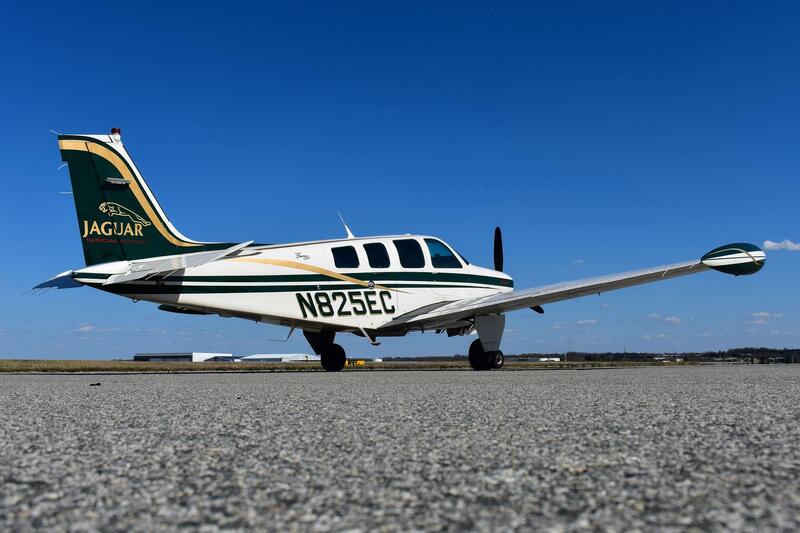 Beechcraft A36 Bonanza thumbnail 5